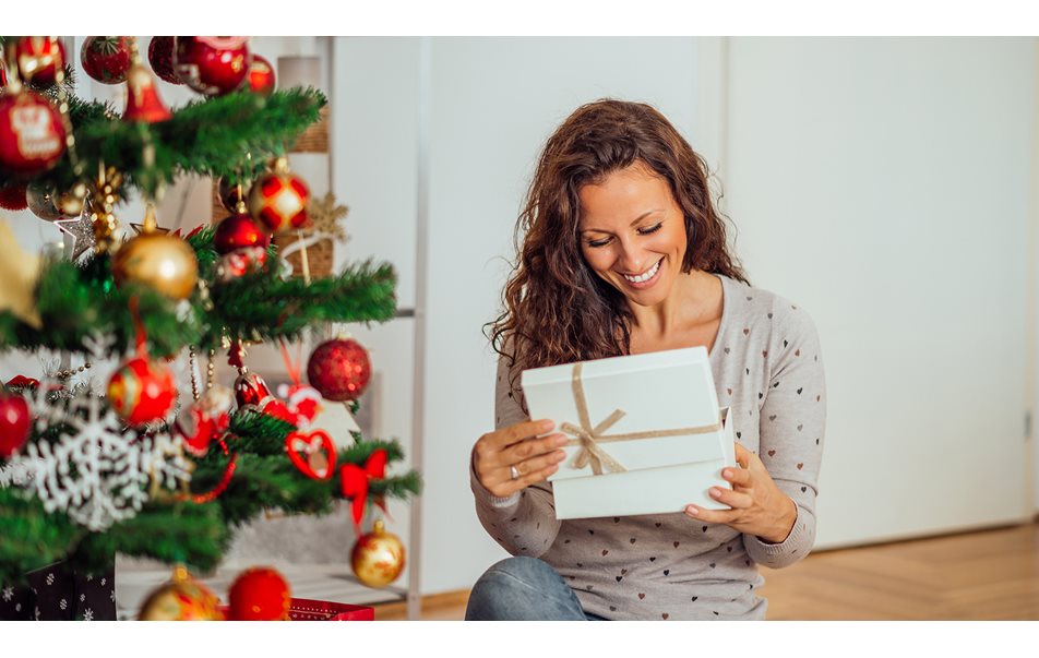 Julegavekort i posten til ansatte