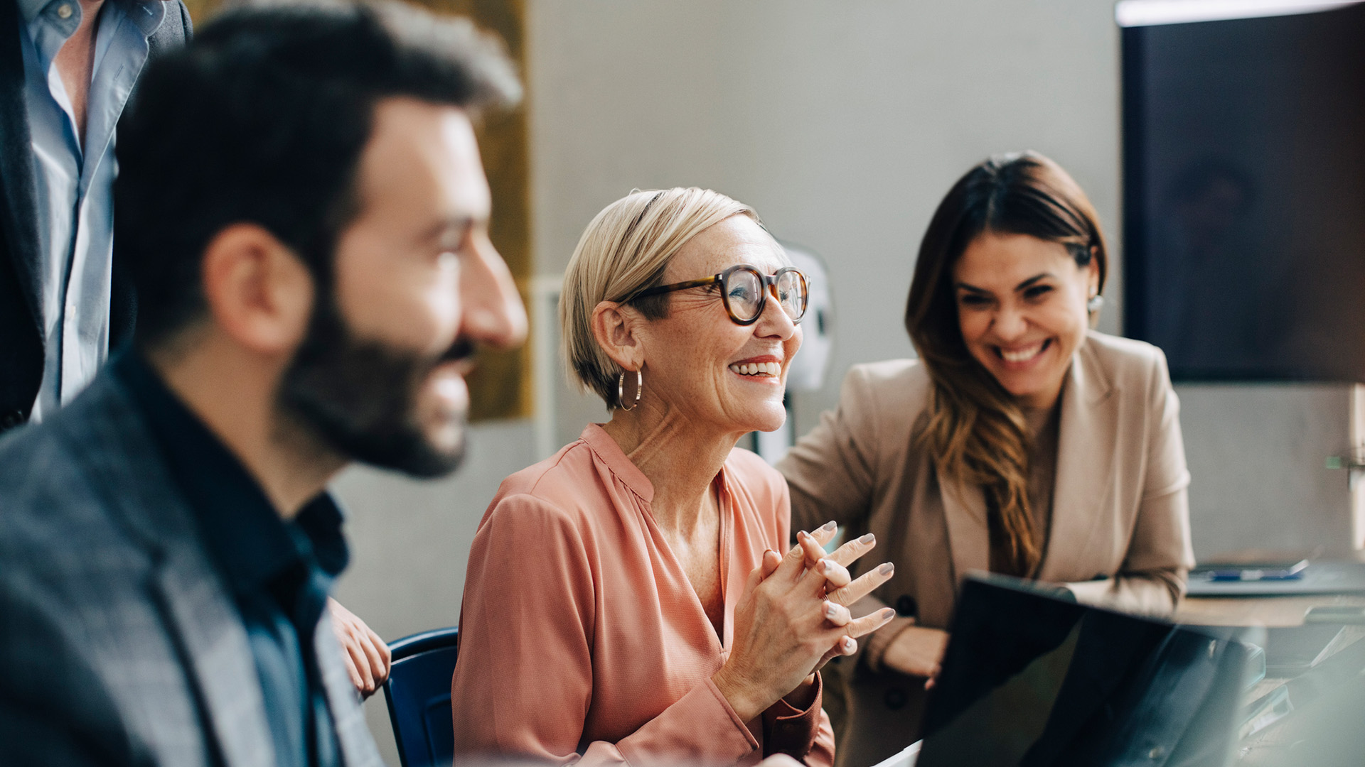 Bilde av fornøyde ansatte 